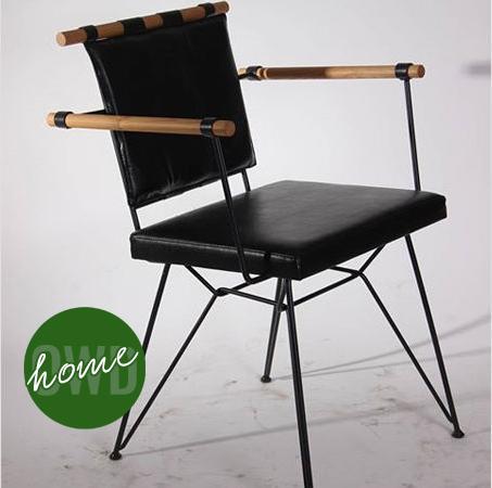 Penyes Chair Black