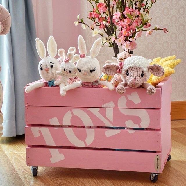 Pink toy box