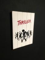 Thriller table